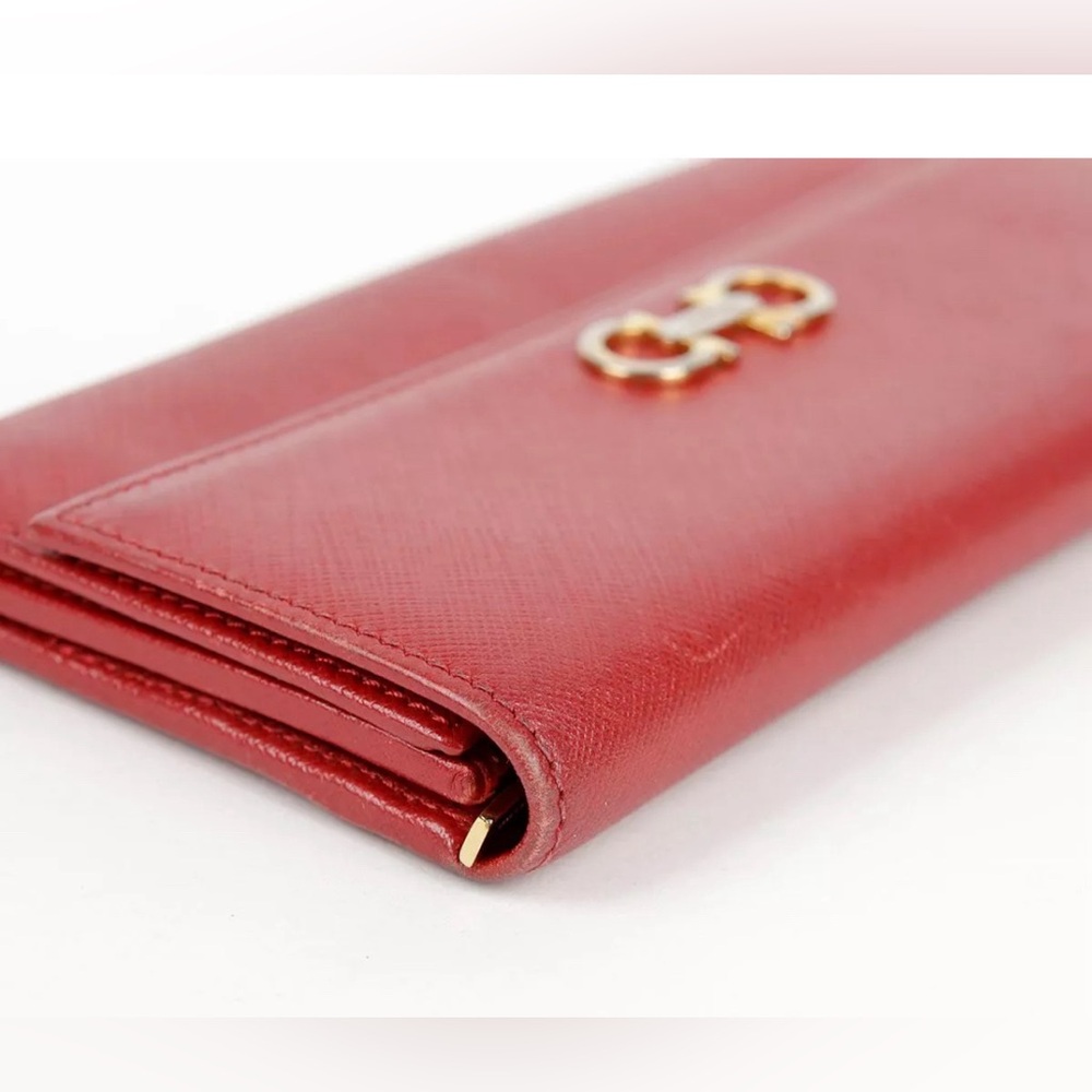 Salvatore Ferragamo Gancini Wallet on Chain Red Leather Gold Crossbody - Picture 6 of 8
